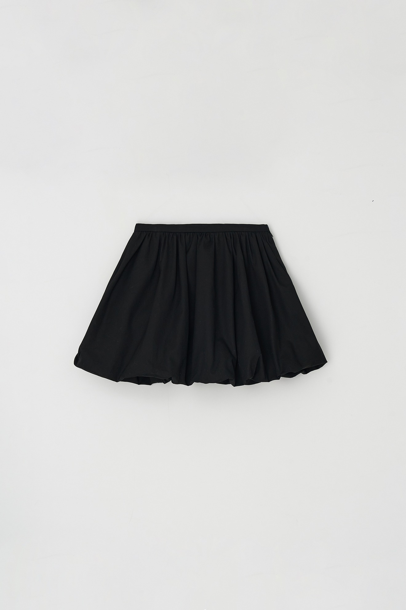 Volume Skirt (black)